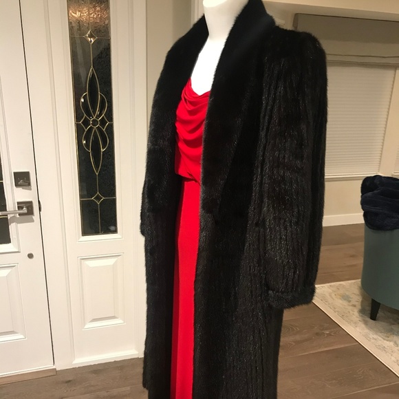 Women's Mahogany Ranch Mink Fur Coat